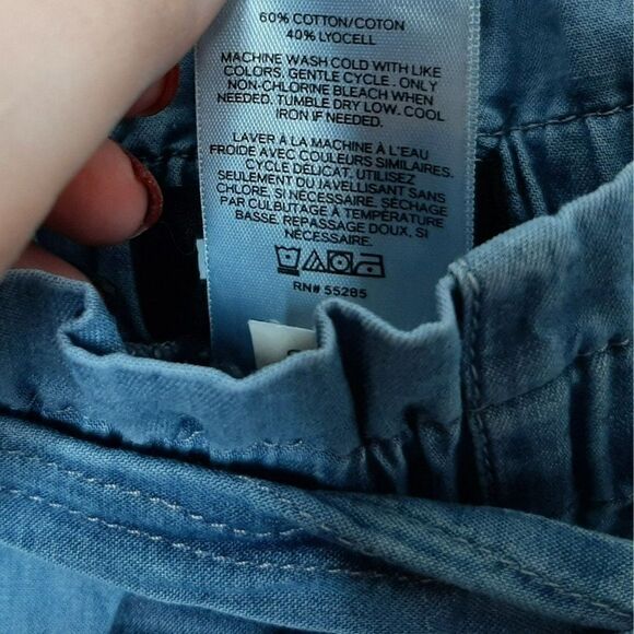 Express Extreme High Rise Stretch Crop with Frayed Hem sz S - Picture 6 of 6